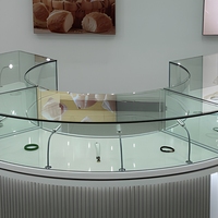 Meubles de magasin de bijoux personnalisés avec éclairage LED, vitrine en verre, design tendance, comptoir d'exposition de bijoux pour boutique de bijouterie