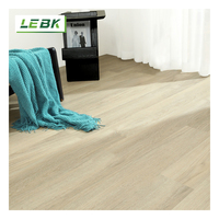 Achat en gros – Pose facile – Revêtement de sol stratifié en plastique à clipser – Plancher SPC – Planche de vinyle durable à coller 4 mm pour hôtels