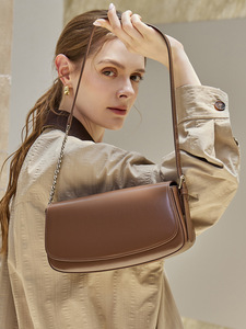 Sac à bandoulière <span class=keywords><strong>de</strong></span> luxe <span class=keywords><strong>en</strong></span> cuir véritable ciré pour femme, sacoche vintage sous le bras, sac à main bandoulière <span class=keywords><strong>de</strong></span> haute qualité pour femme 2026 - Product Image 1