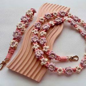 2 uds. Correa de teléfono con flores de margaritas de ganchillo, accesorios de cuerda cruzada, regalo para ella, bandolera trenzada, juego de muñequeras con cordón de macramé - Product Image 3