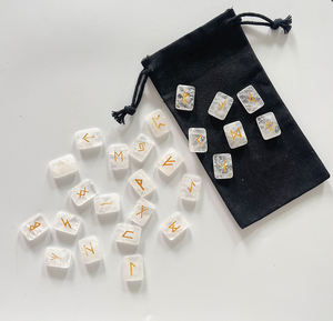 Ensemble de runes de guérison en cristal blanc gravées, pierres précieuses sculptées pour cadeau - Product Image 6