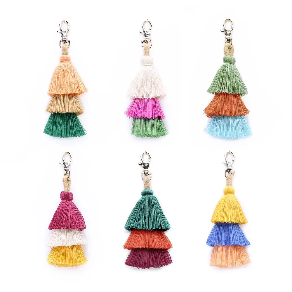Accessoires de porte-clés à pompon en coton fait à la main porte-clés coloré bijoux sac féminin porte-clés à pompon multicouche