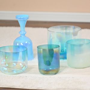 Coffret <span class=keywords><strong>de</strong></span> bols chantants en cristal Jinfang pour les chakras, accordés à la perfection pour la sonothérapie, toutes notes incluses, avec anneaux en O et maillets offerts - Product Image 1