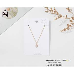 Collier pentagonal en acier inoxydable avec strass, fine chaîne de corps - Product Image 3