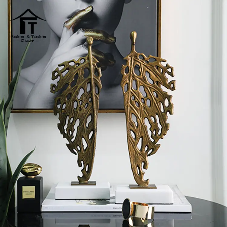 Articles de décoration de table en bronze jaune, sculpture métallique artisanale pour le salon