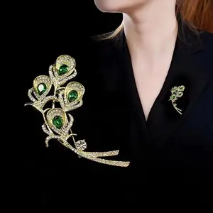 Broche, Koreaanse Groothandel Strass Vrouwen Kristallen Bloem Groene Edelsteen Broche Pin