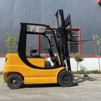 Chariot élévateur électrique haute capacité de 4 tonnes, système de transmission robuste, chariot élévateur à batterie pour le transport de matériaux