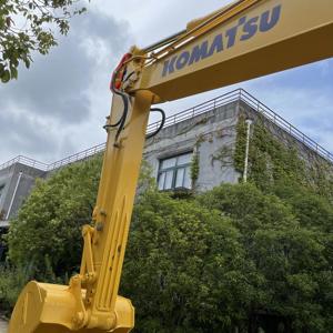 Pelle hydraulique à chenilles d'occasion Komatsu PC200-8 PC200-7 PC200-6, japon, original, 20 tonnes, prix bas - Product Image 2