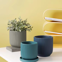 Moule à gâteau rond en silicone réutilisable avec des caractéristiques non toxiques et résistantes à la chaleur pour les gâteaux et les porte-stylos