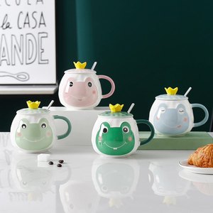 Taza de cerámica creativa de gran capacidad con bonito diseño femenino, alto nivel de apariencia, incluye tapa, cuchara, té, café, leche, uso doméstico - Product Image 1