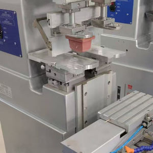 Imprimante <span class=keywords><strong>de</strong></span> <span class=keywords><strong>tampon</strong></span> d'encre <span class=keywords><strong>de</strong></span> navette <span class=keywords><strong>de</strong></span> précision 2 couleurs pour balles <span class=keywords><strong>de</strong></span> golf jouets ronds chapeaux durs avec contrôle d'encre réglable - Product Image 4