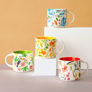 Taza de Cerámica Pintada a Mano de 450 ml con Diseño Artístico de <span class=keywords><strong>Cacatua</strong></span> Colorida y Hojas Tropicales para Café, Té y Decoración del Hogar - Product Image 3