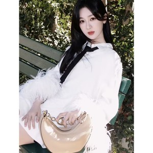 A8330 Abito Camicia da <span class=keywords><strong>Donna</strong></span> di Alta Qualità, Ultima Moda, Stile Preppy, Bianco con Piume, Maniche Lunghe - Product Image 4