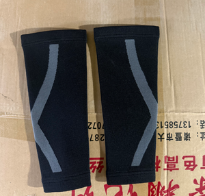 Manchons de compression réglables et confortables pour mollets – Attelle de maintien premium - Product Image 6