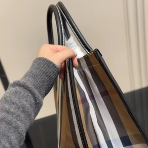 Sac fourre-tout en toile de coton haut de gamme pour femmes 2025 avec fermeture éclair, nouveau sac de shopping original de haute qualité, style Burberry - Product Image 4