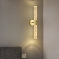Applique murale extérieure design nordique en acrylique et aluminium, à intensité variable, avec tube à bulles en laiton poli à réponse rapide