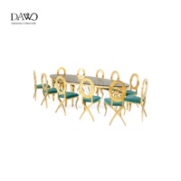 Table ovale haut de gamme pour réception de mariage, support en perles dorées, surface en verre noir pour la décoration de mariage