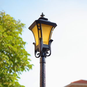 Lampadaire de jardin extérieur en fer, LED blanc chaud, abat-jour en verre, IP54, AC 220V, détecteur de mouvement, alimentation solaire, intensité variable, garantie 10 ans - Product Image 2