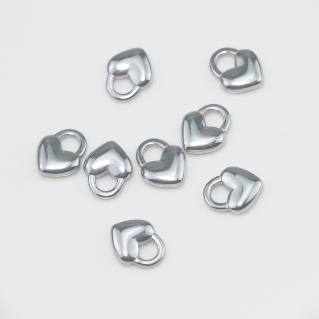 Stainless steel diy pendant accessory, heart-shaped personalized steel-colored cute little key
