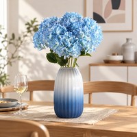 Bunga Hydrangea Palsu dengan Daun untuk Dekorasi Meja Pernikahan