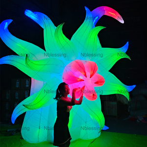 Fleurs gonflables lumineuses personnalisées à LED pour la décoration de scène d'événements et de fêtes, Publicité lumineuse gonflable - Product Image 4