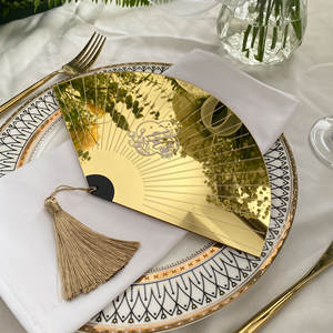 Invitación <span class=keywords><strong>de</strong></span> boda personalizada <span class=keywords><strong>de</strong></span> alta calidad, menú en forma <span class=keywords><strong>de</strong></span> abanico acrílico, logotipo <span class=keywords><strong>de</strong></span> estampado en caliente, tarjeta <span class=keywords><strong>de</strong></span> sobre <span class=keywords><strong>de</strong></span> regalo - Product Image 1