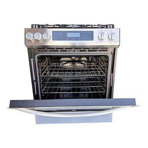 Commandes tactiles Four 30 po. Cuisinière électrique professionnelle avec panneau inclinable autonettoyant 240V dans une friteuse à air en acier inoxydable - Product Image 1