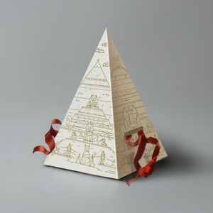 Sunshine Custom <b>Small</b> Pyramid Shape Cake <b>Box</b> Reusable Paperboard <b>Packaging</b> for Food for Triangle Pyramid Treats - Product Image 3