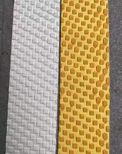 Cinta Reflectante Antideslizante con Textura 3D de Grado Industrial, Impermeable, para Señalización de Pisos de Seguridad en Fábricas, Talleres y Áreas de Alto Tráfico - Product Image 4