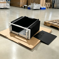Boîtier d'amplificateur Hi-Fi en aluminium sur mesure avec ailettes de refroidissement extrudées, châssis audio antidéflagrant IP54 pour la classe