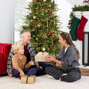 <span class=keywords><strong>Sapin</strong></span> de Noël Artificiel de Luxe en Aspin 7,5 pieds, Prédécoré, Type Noble Fir avec Lumières LED, Support Métallique, Décoration de Fêtes - Product Image 6