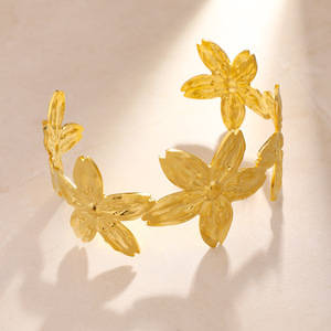 Floral Patchwork <b>Bracelet</b> 18k <b>Gold</b> Plated <b>Adjustable</b> Women's Jewelry Fashion Accessory - Product Image 3