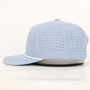 Gorra de béisbol de Golf de 5 paneles de alta calidad, venta al por mayor, gorra de poliéster impermeable con agujero cortado con láser y logotipo de Parche de goma OEM personalizada - Product Image 3