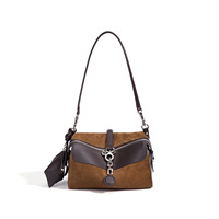 Sac à bandoulière en cuir suédé véritable de luxe, style Old Money, grande capacité, collection Automne-Hiver 2026