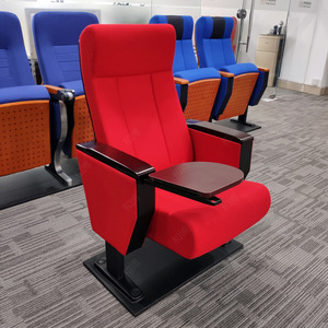 Silla de Auditorio Manwa Expo HB665 Rojo Ácido con Reposabrazos para Uso en Escuelas y Hospitales - Product Image 4