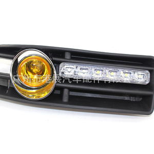 ไฟวิ่งกลางวันของ Volkswagen พร้อมไฟตัดหมอกสีเหลืองและแถบไฟ LED สำหรับ Bora Jetta ปี 1999-2005 ชุดกระจังหน้าล่าง - Product Image 2