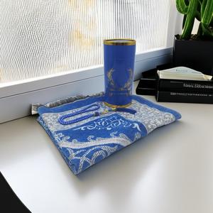 <span class=keywords><strong>Tapis</strong></span> <span class=keywords><strong>de</strong></span> <span class=keywords><strong>prière</strong></span> pliable écologique en gros d'usine 70x110cm <span class=keywords><strong>tapis</strong></span> <span class=keywords><strong>de</strong></span> <span class=keywords><strong>prière</strong></span> avec boîte portable et chaîne <span class=keywords><strong>de</strong></span> <span class=keywords><strong>prière</strong></span> - Product Image 4