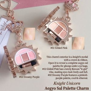 Paleta de Iluminadores Mini Unicornio Flower Knows Knight, Iluminador en Polvo Compacto Brillante para Rostro, Ojos y Nariz - Product Image 3