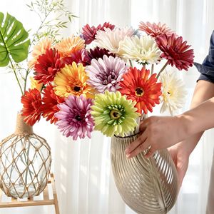 CallaFloral Gerbera artificielle à branche unique en polyester pour la décoration intérieure, idéale pour le salon et le bureau - Product Image 1