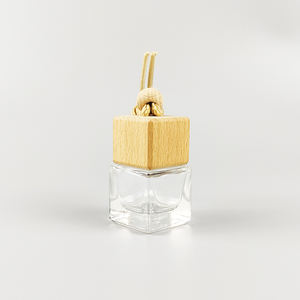 Bouteille de parfum désodorisant de voiture vide d'usine de 8ml en verre carré OEM Bouteille diffuseur de parfum de voiture avec couvercle en bois et décoration de cravate pour voiture - Product Image 3