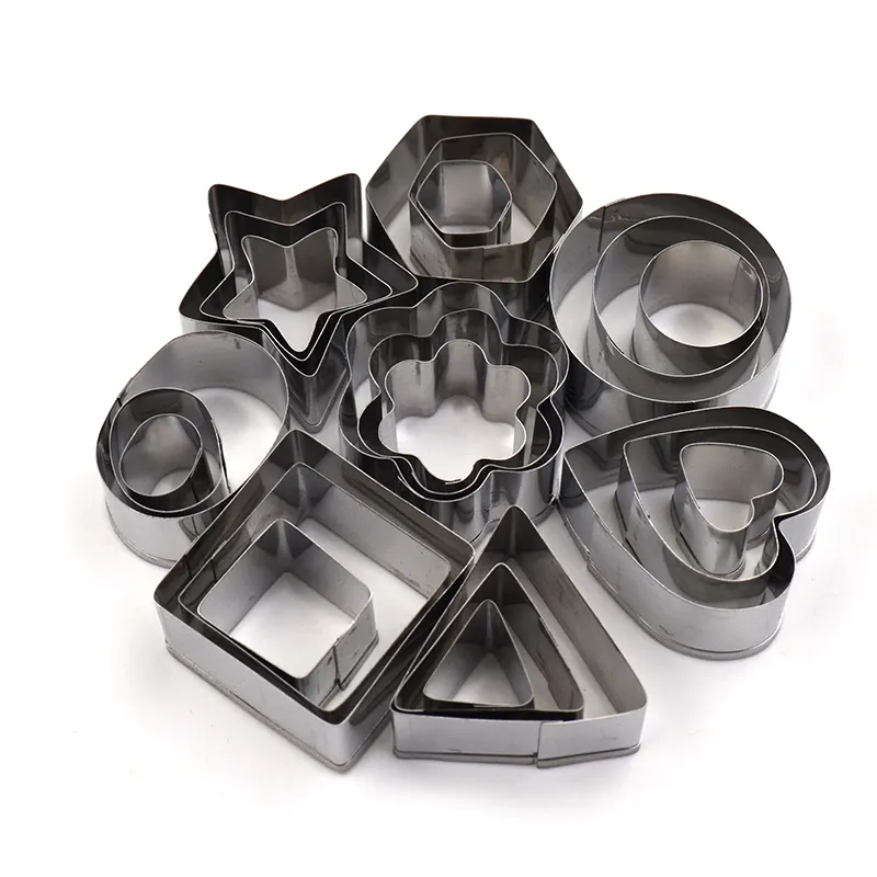 24 Mini-Aus stech formen Formen Set Keks schneider Edelstahl Metall Backformen für Teig Teig Donut Ton