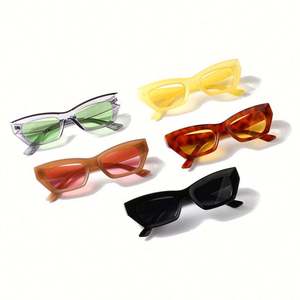 Gafas de Sol de Moda con Logotipo Personalizado, Color Caramelo, Gafas de Sol Pequeñas de Ojo de Gato Coloridas para Mujeres y Hombres - Product Image 3