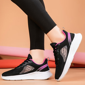 Nouvelle conception de chaussures de <span class=keywords><strong>course</strong></span> tendance, chaussures de sport légères, respirantes, à semelle souple, antidérapantes pour femmes - Product Image 6