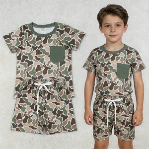Conjunto de Ropa de 2 Piezas para Bebé Niño, Camiseta y Pantalones Cortos de Algodón y Spandex con Estampado de Camuflaje para Primavera/Otoño, Estilo Casual, RTS Boutique - Product Image 1