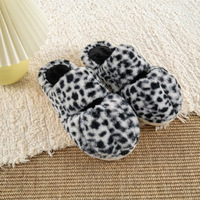 Chaussons d'intérieur pour femme, toutes saisons, à motif léopard, doublés velours, respirants, antidérapants, chauds, silencieux, style demi-Baotou, design patte de chat