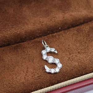 Collier avec pendentif lettre en argent 925 classique UM Jewelry pour femmes, enfants, anniversaires, mariages et occasions de fête - Product Image 3