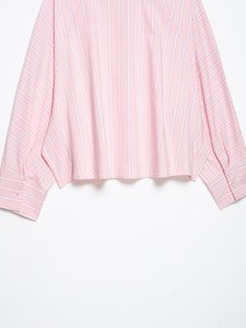 Camicia da donna a righe con maniche larghe, modello 2026, vestibilità comoda, blusa da ufficio con bottoni frontali, OEM/ODM da fabbrica cinese - Product Image 6