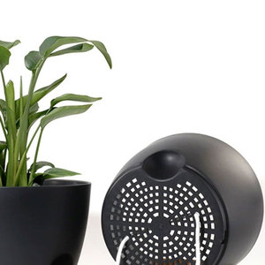 Ensemble de 5 pots de fleurs auto-arrosants, pots de fleurs en plastique noir modernes, pour l'intérieur et l'extérieur, démontables - Product Image 5