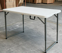 Table pliante en acier avec cadre en plastique HDPE de qualité alimentaire, facile à nettoyer, gain de place, pour extérieur, jardin, patio, pique-nique, camping, restaurant, événement