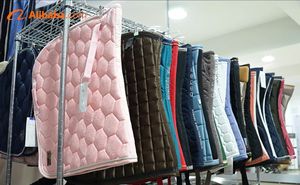 <span class=keywords><strong>Tapis</strong></span> <span class=keywords><strong>de</strong></span> <span class=keywords><strong>Selle</strong></span> Dressage Collection 2025 Élégant et élégant - Product Image 6